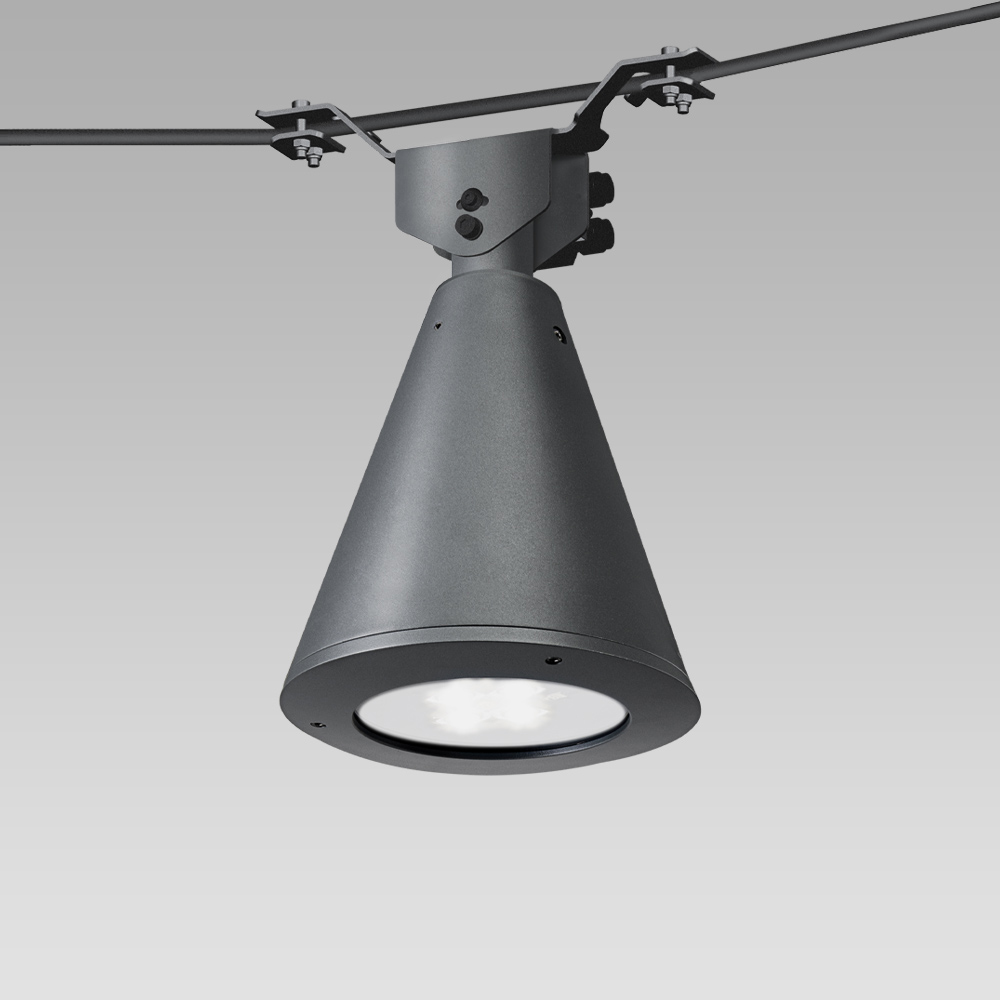 Apparecchio per illuminazione urbana a catenaria dal classico design di forma conica