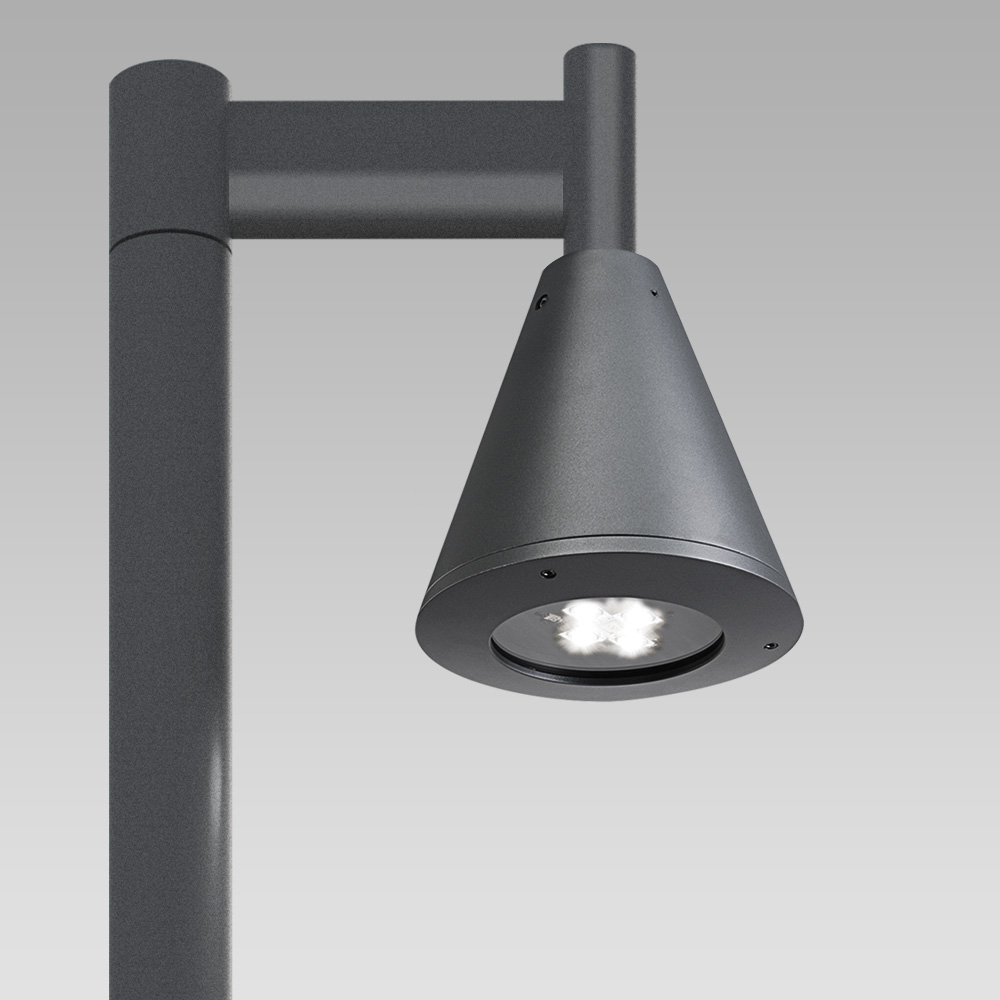 Apparecchio per illuminazione urbana  dal classico design di forma conica